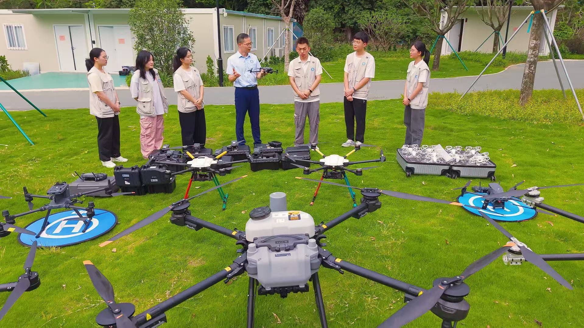 5D9DD92056018534372E3AFD841_F5FB6508_7DACF 5D9DD92056018534372E3AFD841_F5FB6508_7DACF